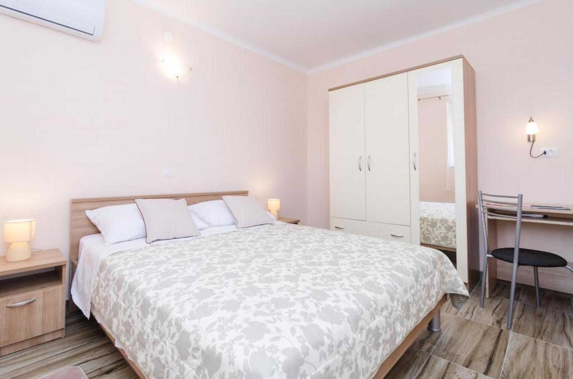 Apartments Lena & Lara Дубровник Екстер'єр фото
